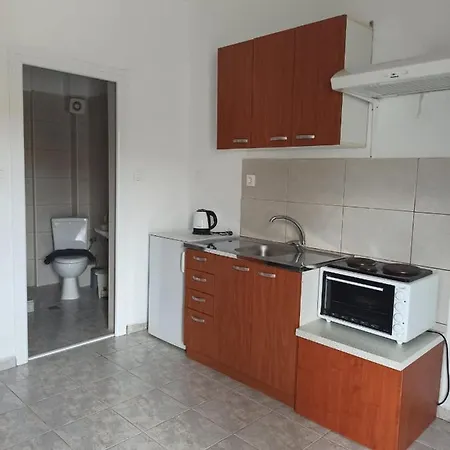 New Era 2 Apartman *