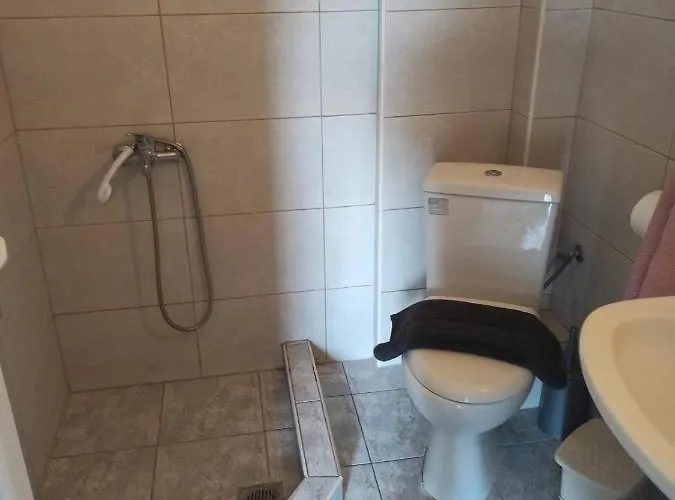 New Era 2 Apartament Polychrono